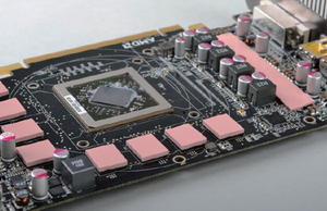 グラスファイバー付きのサーマルパッド